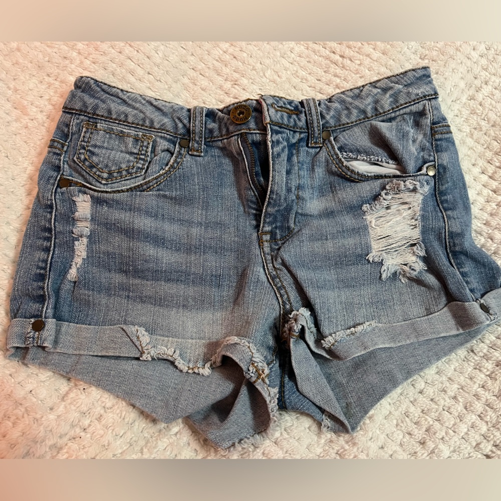 Mudd ripped denim shorts Size 3